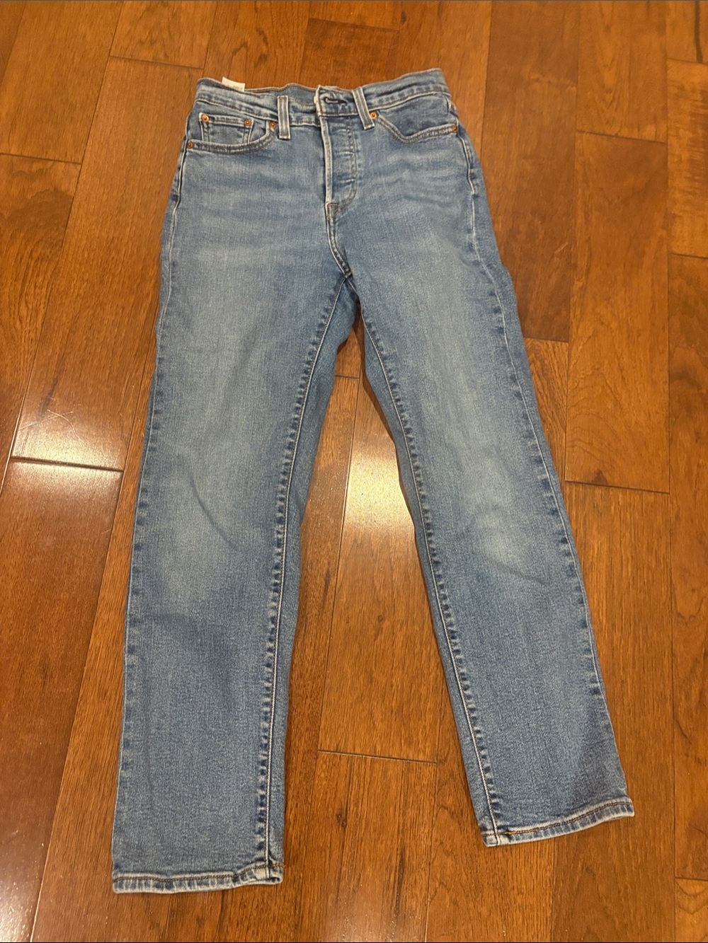 Levi's Women's Light Blue Straight-Leg Jeans